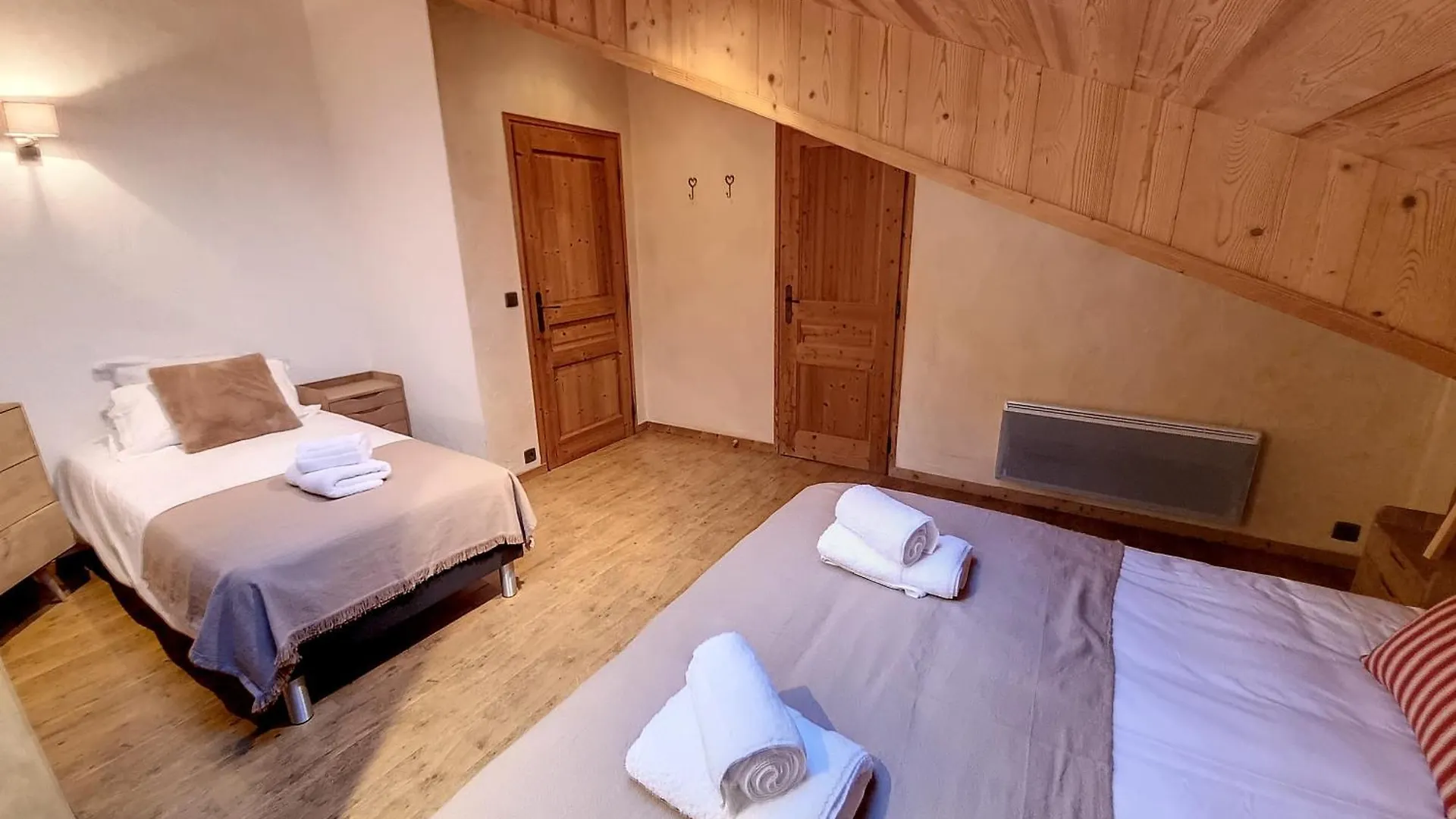 Apartment Chez Claudius- Appartement-10 Pers-Proche Piste Les Gets