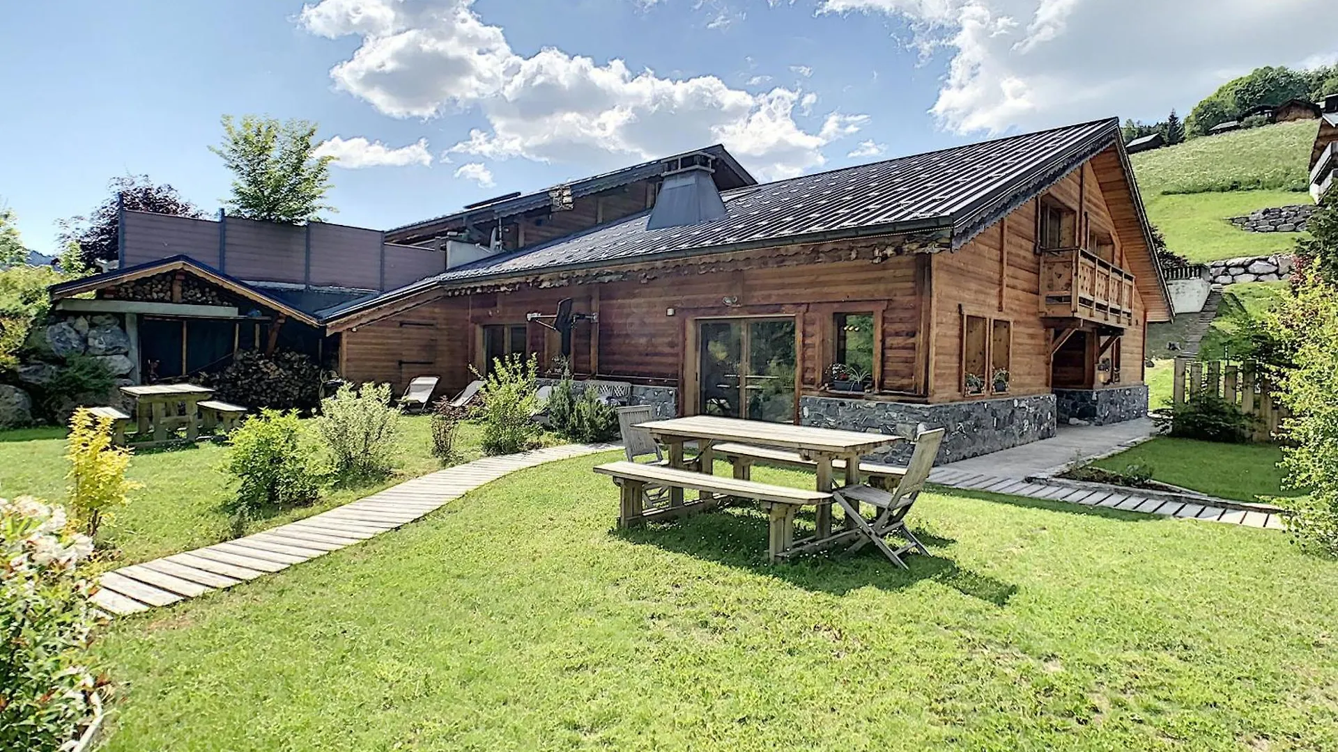 Chez Claudius- Appartement-10 Pers-Proche Piste Les Gets 0*,  France