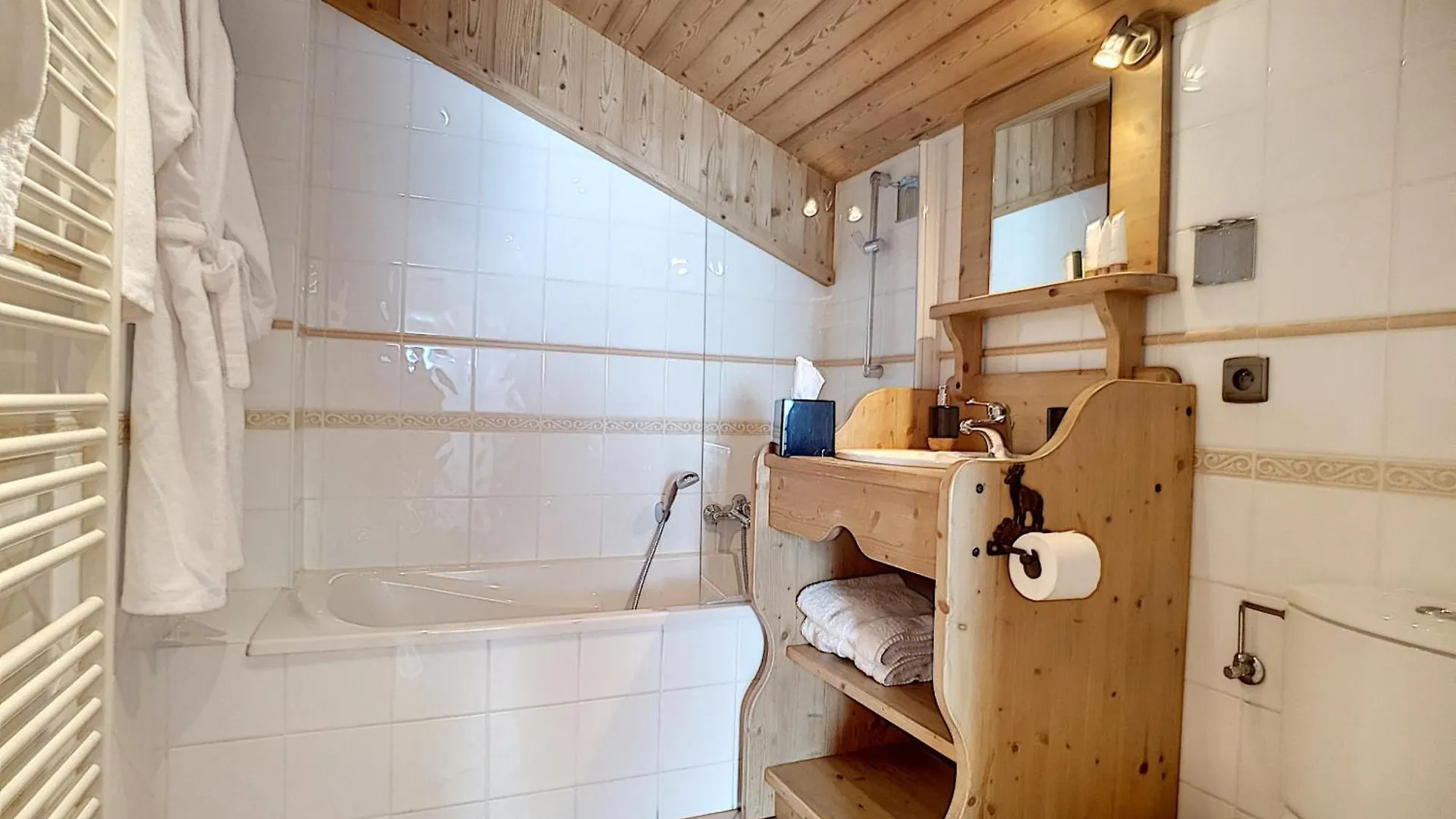 Chez Claudius- Appartement-10 Pers-Proche Piste Les Gets